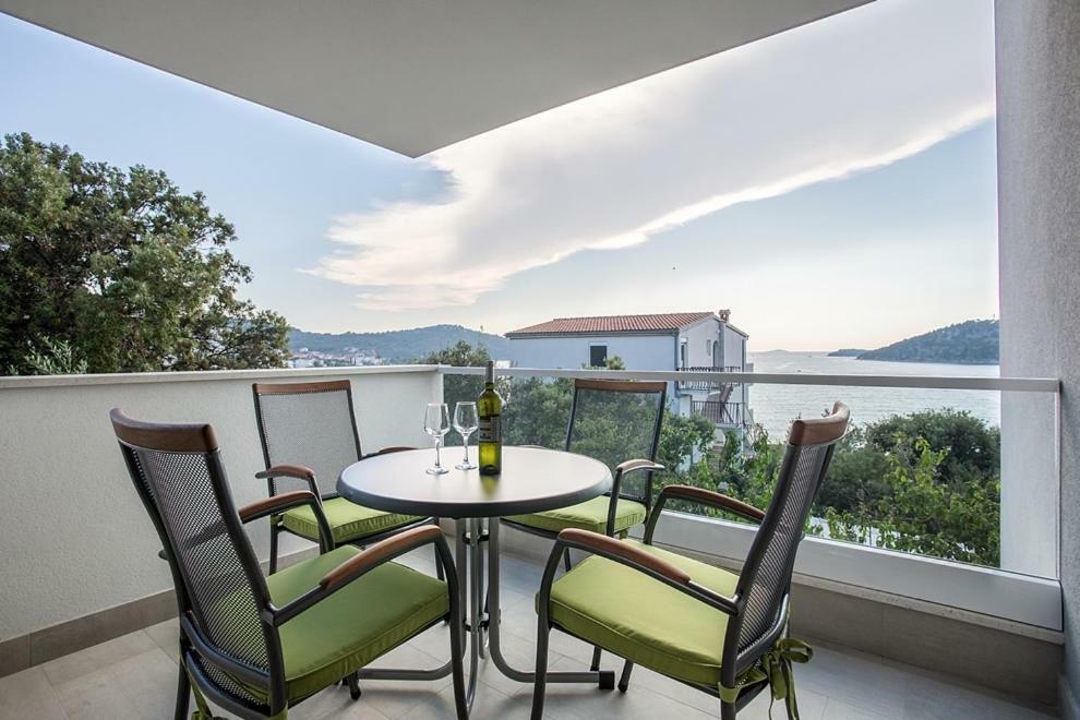 Apartments Jelena Ražanj エクステリア 写真