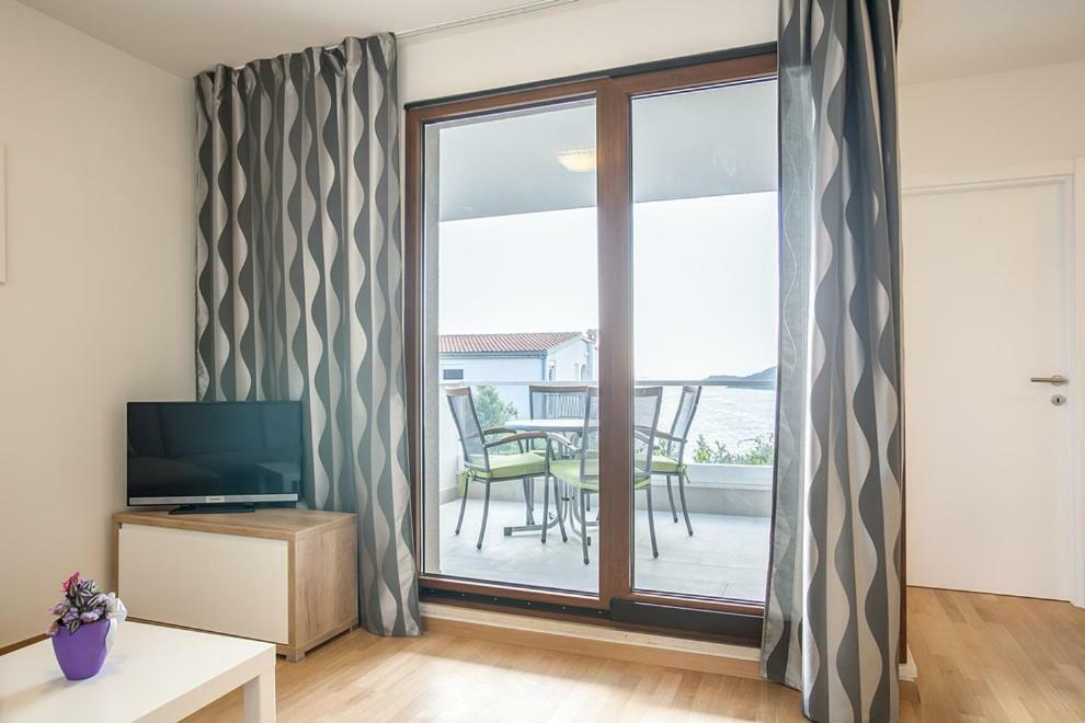 Apartments Jelena Ražanj エクステリア 写真