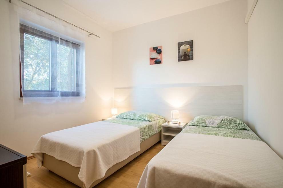 Apartments Jelena Ražanj エクステリア 写真