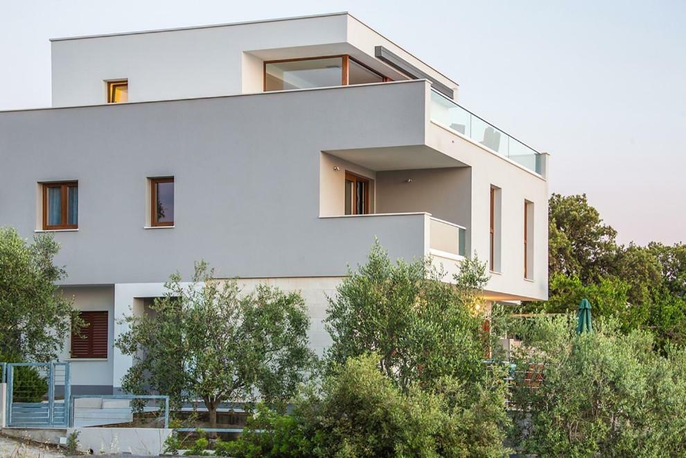 Apartments Jelena Ražanj エクステリア 写真
